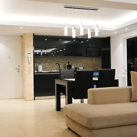 Bulevardul Decebal * 布加勒斯特